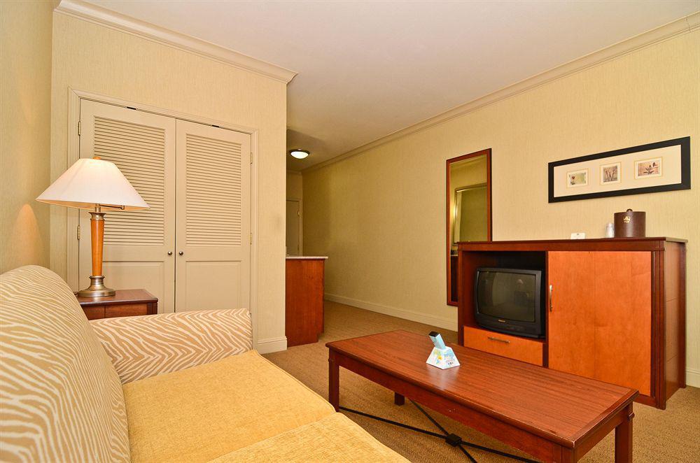 Best Western Plus All Suites Inn Santa Cruz Pokoj fotografie